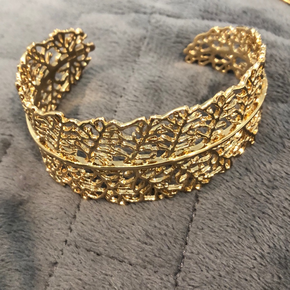 Stella & Dot cuff